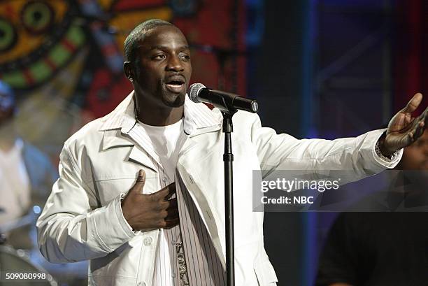Episode 2889 -- Pictured: Hip-hop artist Akon performs on March 4, 2005 --