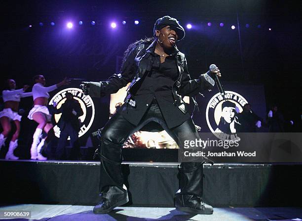 Singer Missy Elliot performs on stage at the Brisbane Entertainment Centre May 29, 2004 in Brisbane, Australia.