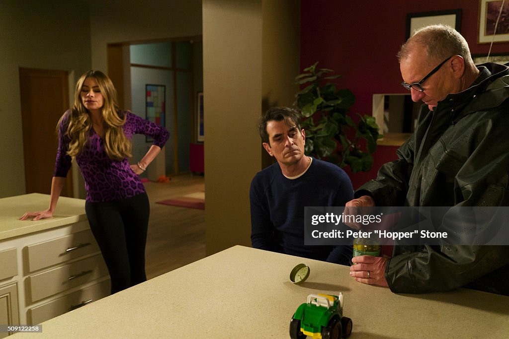 ABC's "Modern Family" - Season Seven