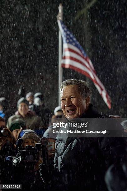 Republican presidential candidate, Ohio Gov. John Kasich speaks to supporters at an election eve rally on February 8, 2016 at Robie's Country Store...
