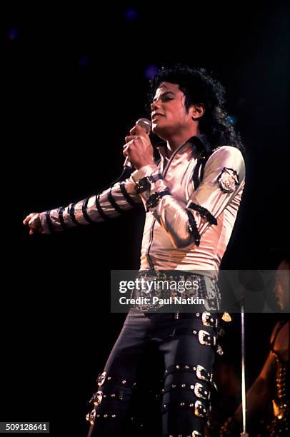 American musician Michael Jackson performs onstage at the Rosemont Horizon during his 'BAD' tour, Rosemont, Illinois, April 19, 1988.