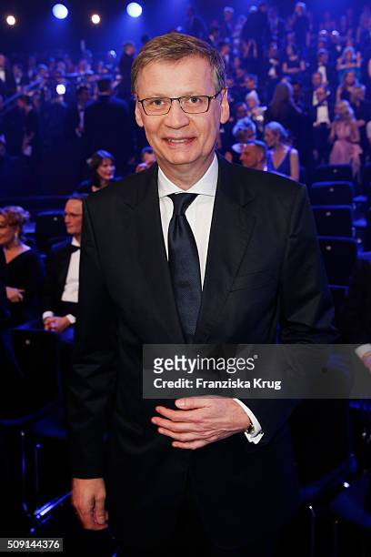 Guenther Jauch attends the Goldene Kamera 2016 show on February 6, 2016 in Hamburg, Germany.