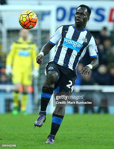 Cheick Tiote of Newcastle United in action during the Barclays Premier League match between Newcastle United FC and West Bromwich Albion FC at St...