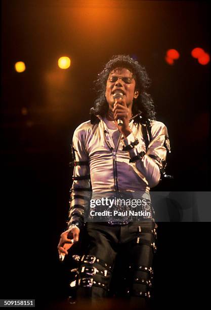 American musician Michael Jackson performs onstage at the Rosemont Horizon during his 'BAD' tour, Rosemont, Illinois, April 19, 1988.