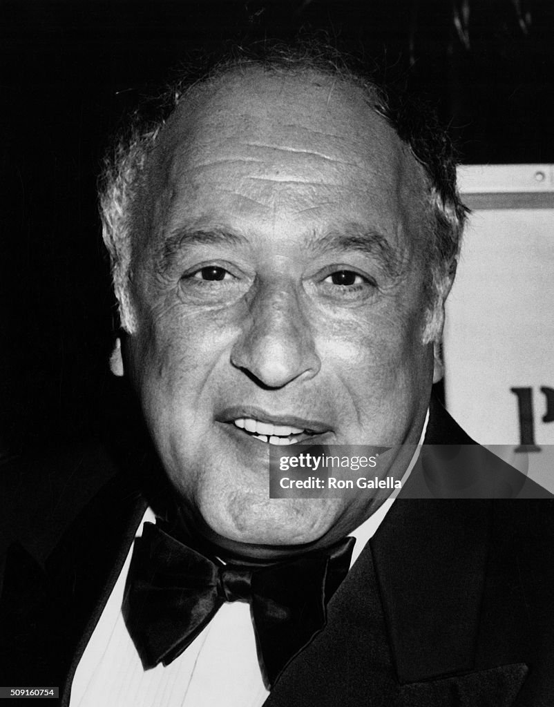 Vic Tayback Sighted at the Century Plaza Hotel