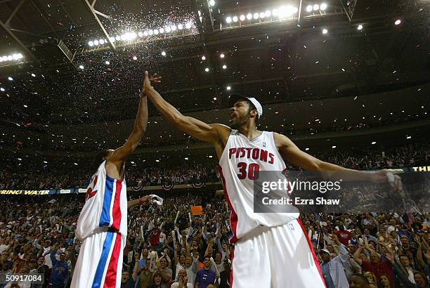 Richard Hamilton of the Detroit Pistons shows off his 2004 NBA News Photo - Getty Images