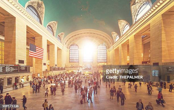 grand central station in new york - grand central station manhattan stock pictures, royalty-free photos & images