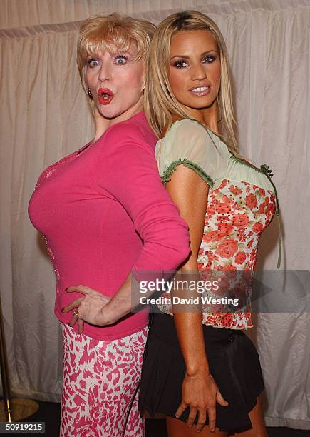 Faith Brown and Jordan arrive for the filming and second eviction of the television program "Hell's Kitchen" on June 2, 2004 at Brick Lane, in...