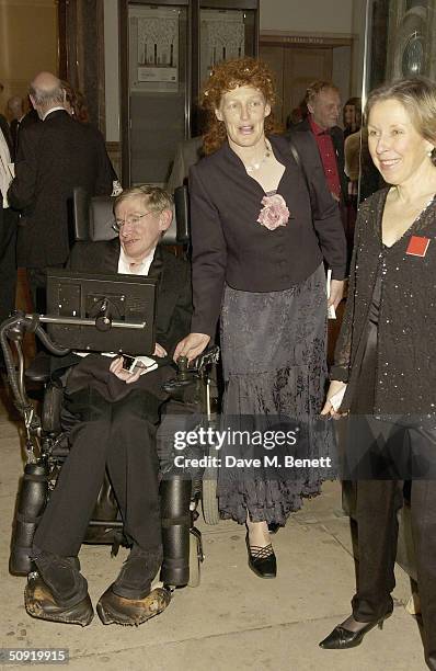 Stephen Hawking attends the Royal Academy Annual Dinner at the Royal Academy Of Arts on June 2, 2004 in London. The event previews world's largest...