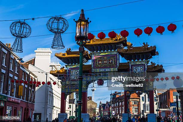 lights & lanterns at chinatown - liverpool chinese arch stock pictures, royalty-free photos & images