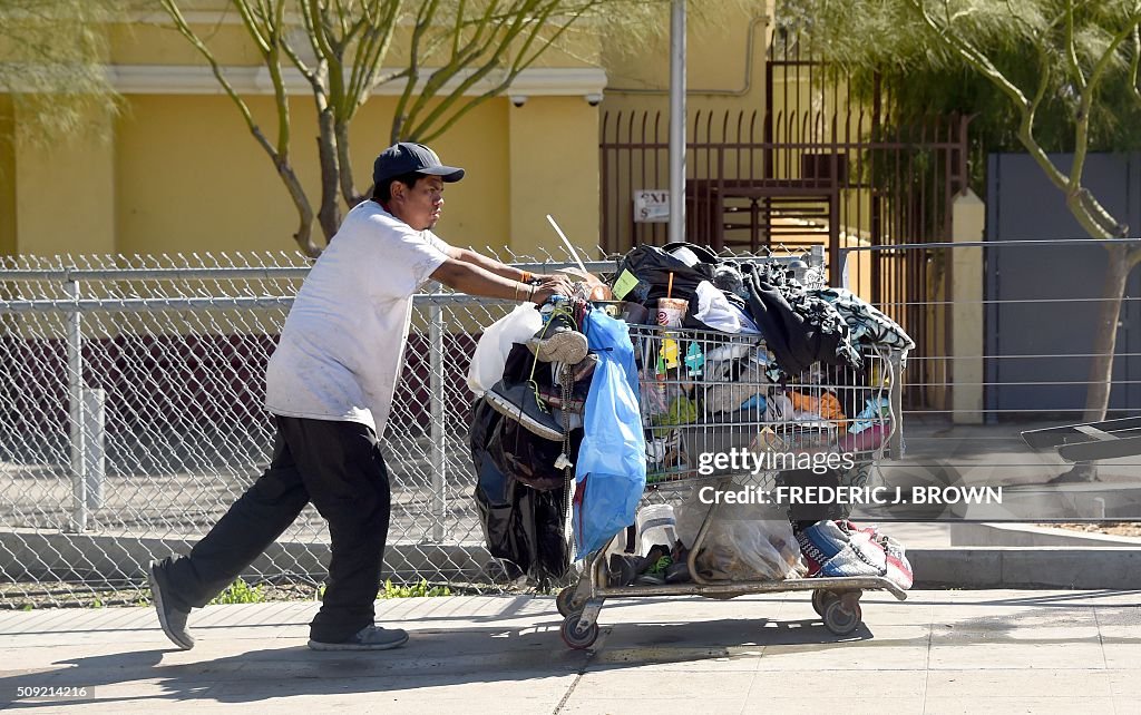 US-SOCIETY-POVERTY-HOMELESS