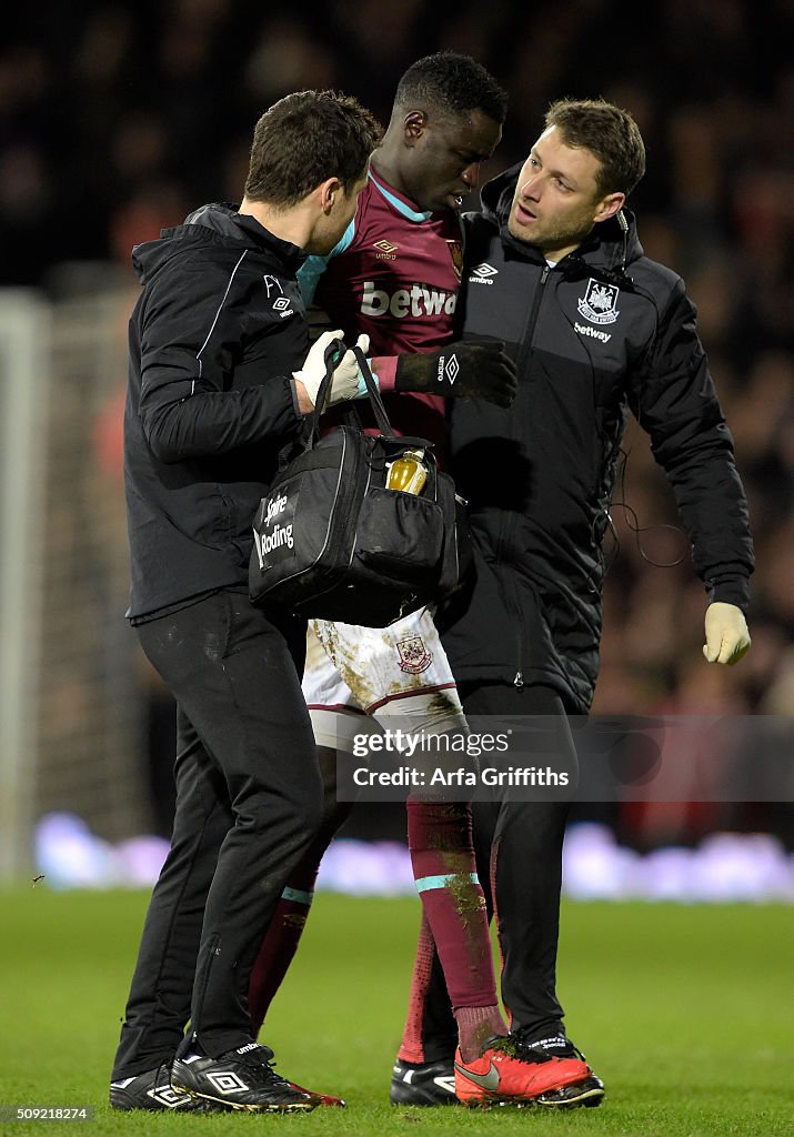 West Ham United v Liverpool - The Emirates FA Cup Fourth Round Replay