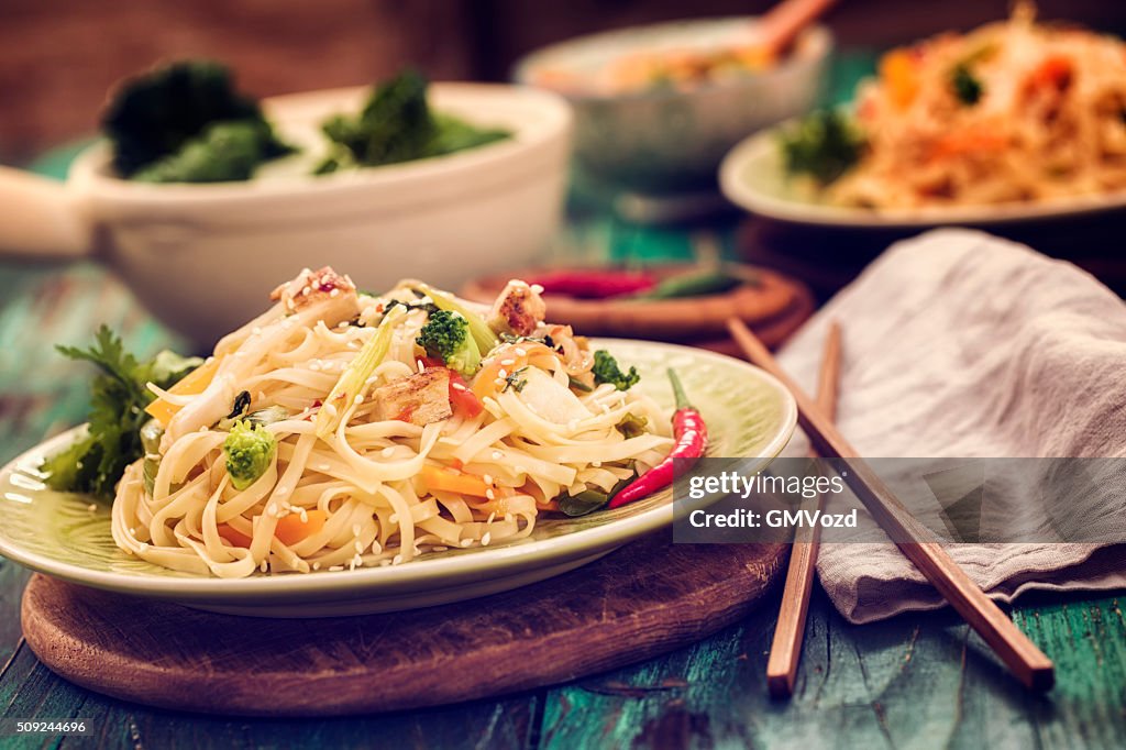 Asian Chicken Noodles Stir Fry