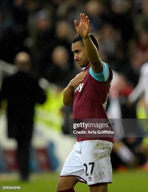 Dimitri Payet of West Ham United shows his dedication to the club during The Emirates FA Cup Fourth Round Replay between West Ham United and...