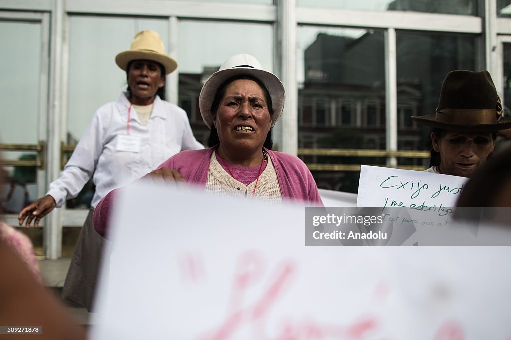 Peruvian Women Protest At Forced Sterilizations