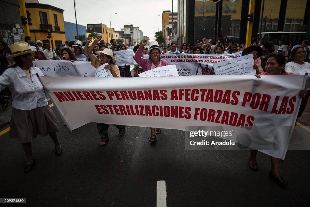 Peruvian Women Protest At Forced Sterilizations