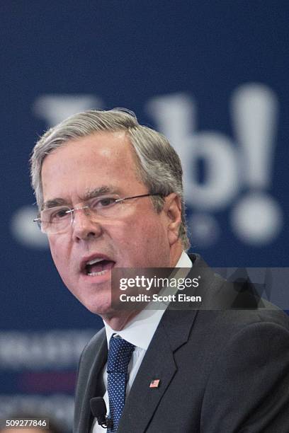 Republican presidential candidate Jeb Bush's addresses his supporters at his election night party at Manchester Community College on February 9, 2016...