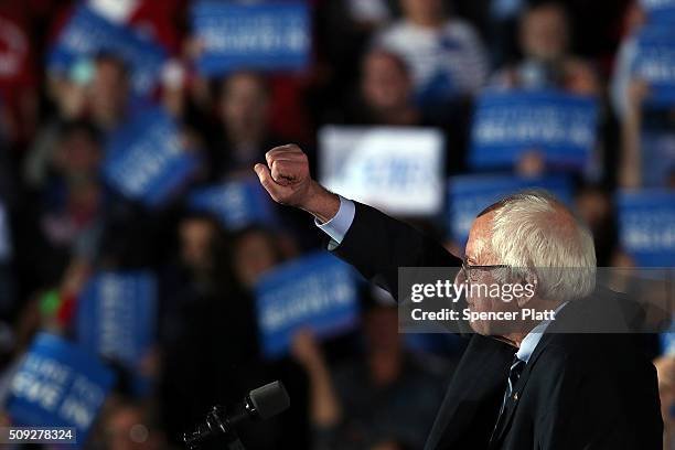 Sen. Bernie Sanders speaks on stage after declaring victory over Hillary Clinton in the New Hampshire Primary onFebruary 9, 2016 in Concord, New...