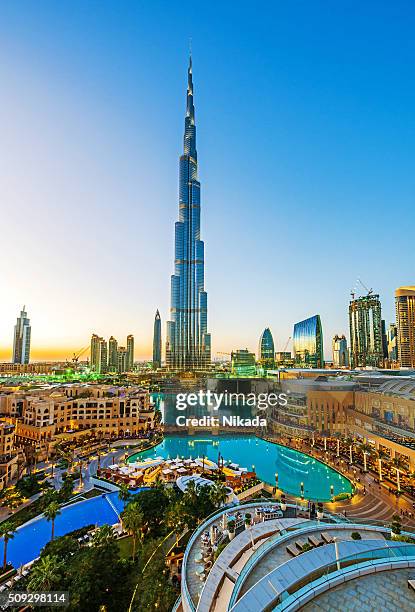 burj khalifa in dubai - dubai burj khalifa stock pictures, royalty-free photos & images