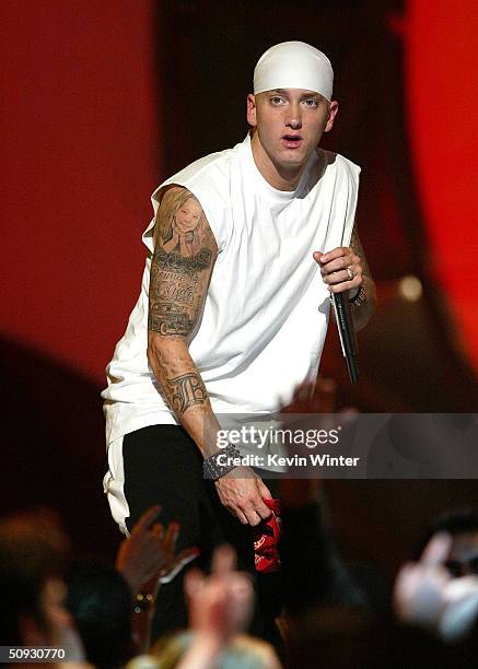 M M The Rapper Eminem Red Carpet Photos and Premium High Res Pictures - Getty Images