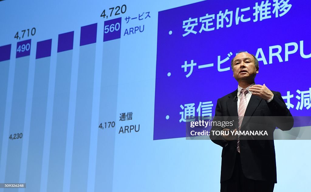 JAPAN-ECONOMY-COMPANY-EARNINGS-SOFTBANK