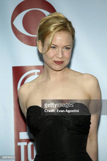 Actress Renee Zellweger attends the "58th Annual Tony Awards" at Radio City Music Hall on June 6, 2004 in New York City. The Tony Awards are...