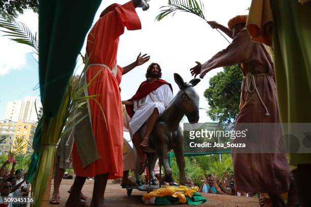 palm sunday / procession / salvador (ba) - palm sunday stock pictures, royalty-free photos & images