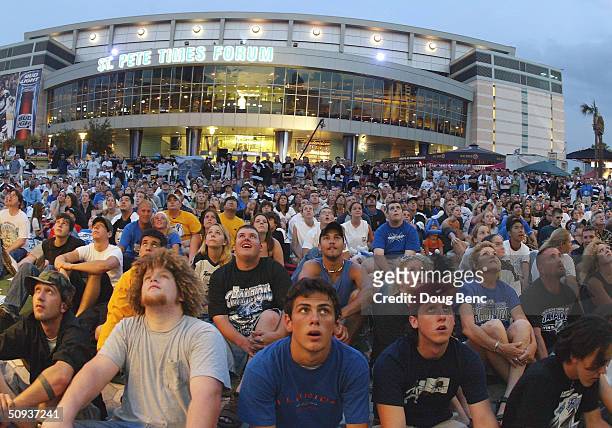 Thousands of fans that couldn't get tickets, watch the Calgary Flames take on the Tampa Bay Lightning from outside the St. Pete Times Forum in game...