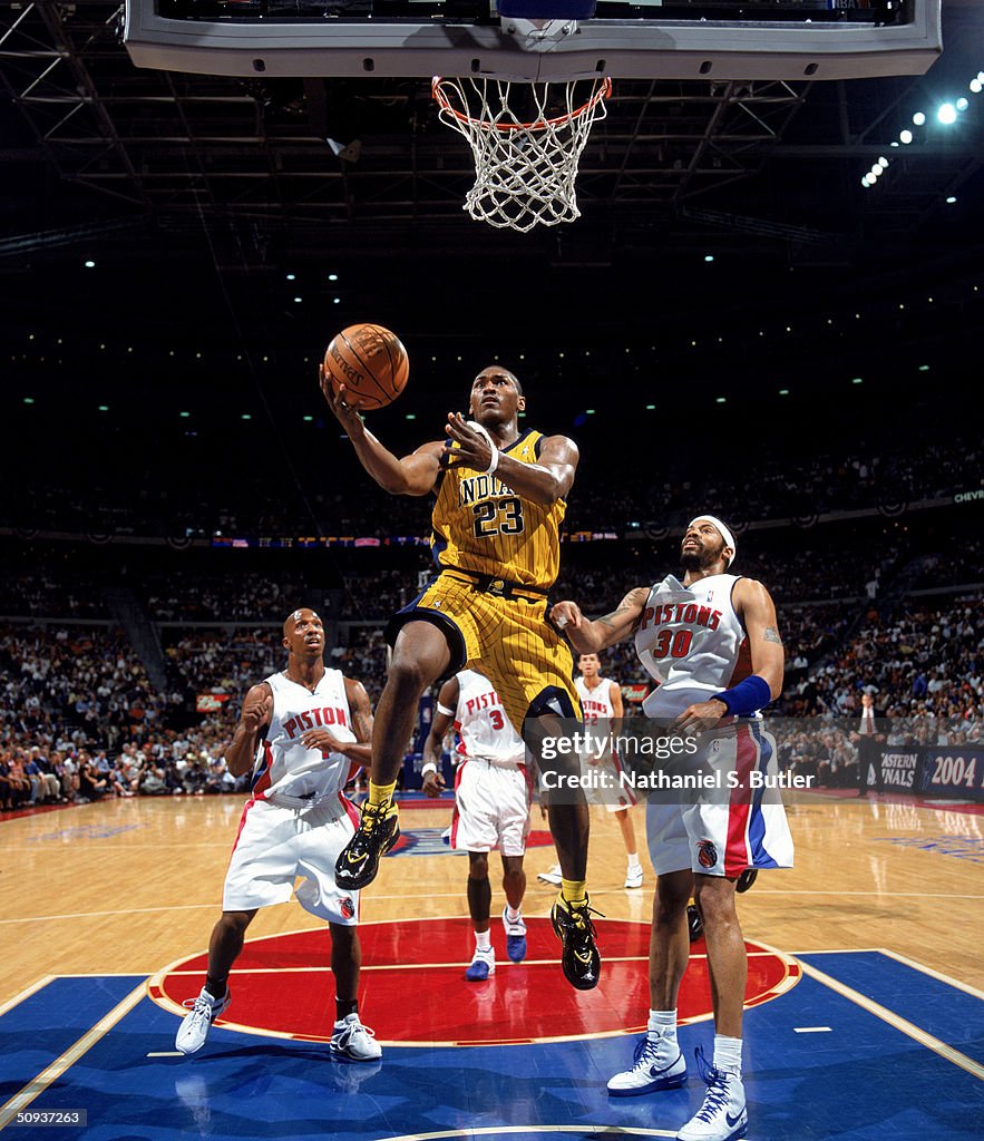 Pacers v Pistons