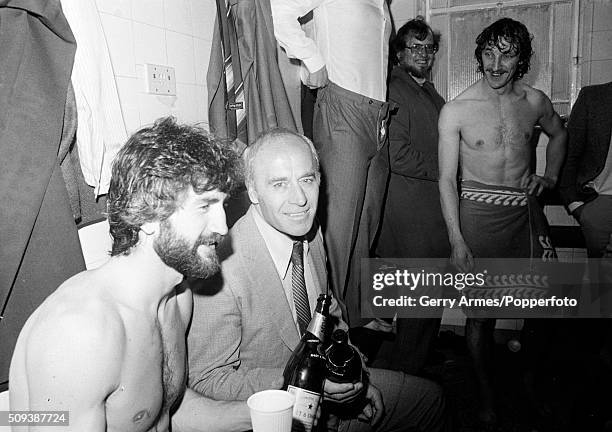 Ron Saunders 79 Dennis Saunders Stock Photos, High-Res Pictures, and Images - Getty ...