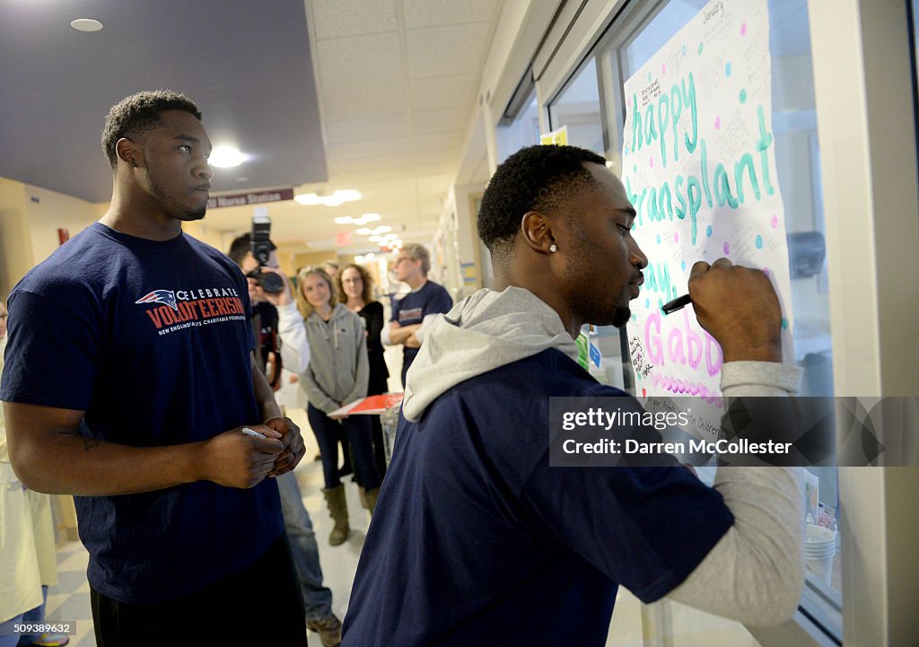 Dion Lewis And Geneo Grissom Throw A Valentine's Day Party For Patients At  Boston Children's Hospital