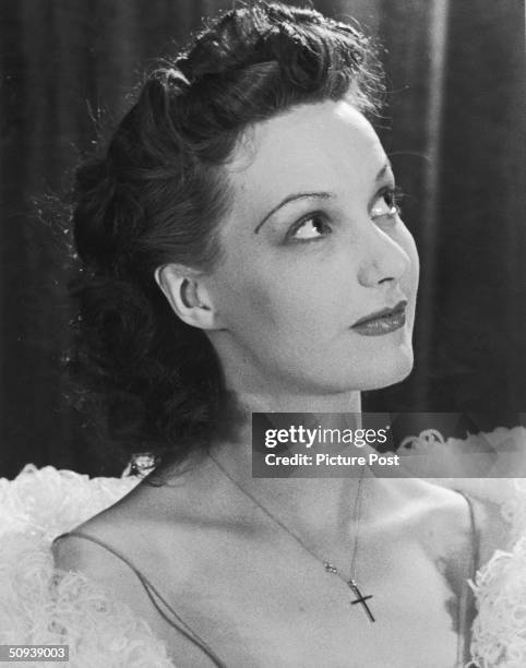 British actress Judy Campbell , circa 1940. Original publication : Picture Post - 276 - New Faces - pub. 1940