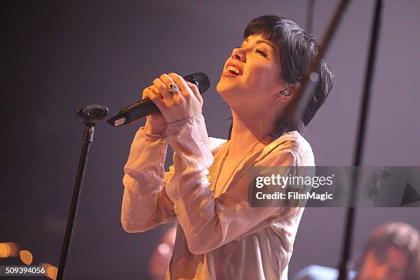 122 Fonda Rae Stock Photos, High-Res Pictures, and Images - Getty Images