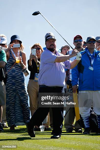 Muscician Colt Ford reacts to a tee shot on the 17th hole during the 3M Celebrity Challenge prior to the AT&T Pebble Beach National Pro-Am at Pebble...