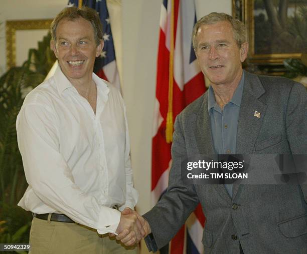1,962 Tony Blair Shaking Hands Stock Photos, High-Res Pictures, and