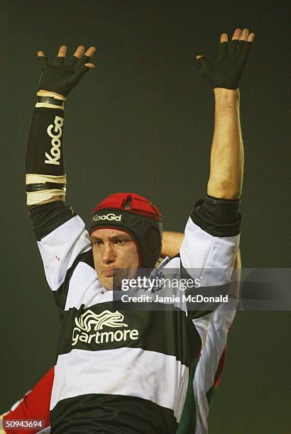 Alex Codling of the Barbarians in action during the NIG Challenge match between Leicester Tigers and the Barbarians at Welford Road on March 3, 2004...