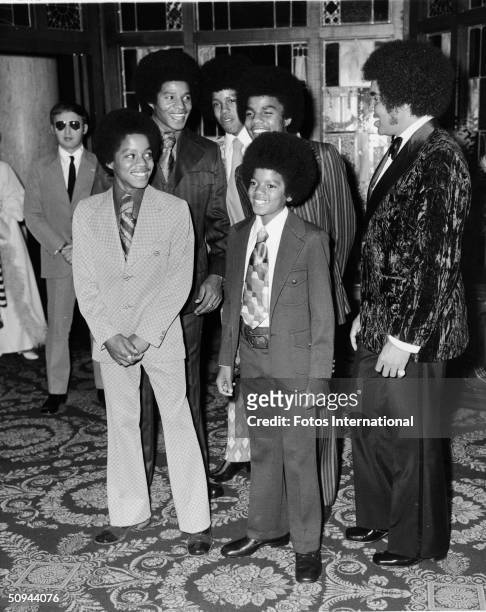 The Jackson 5 attend the NAACP Image Awards at the Hollywood Palladium, Hollywood, California, November 1971. From left Marlon Jackson, Jackie...