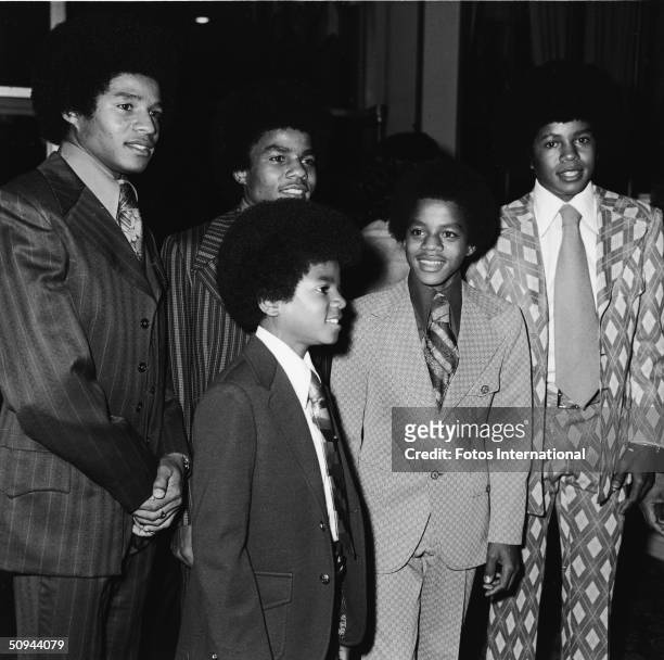 The Jackson 5 attend the NAACP Image Awards at the Hollywood Palladium, Hollywood, California, November 1971. From left, Jackie Jackson, Tito...