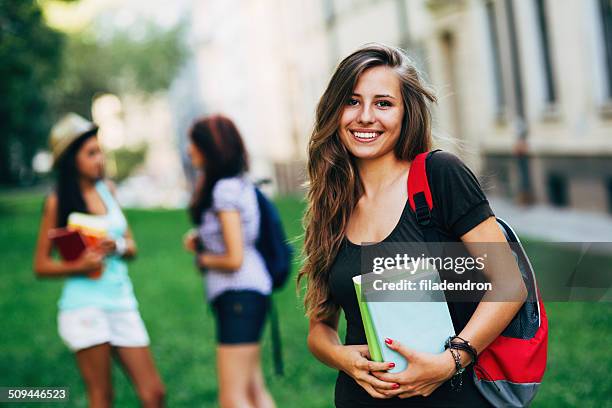 gli studenti - 18 19 anni foto e immagini stock