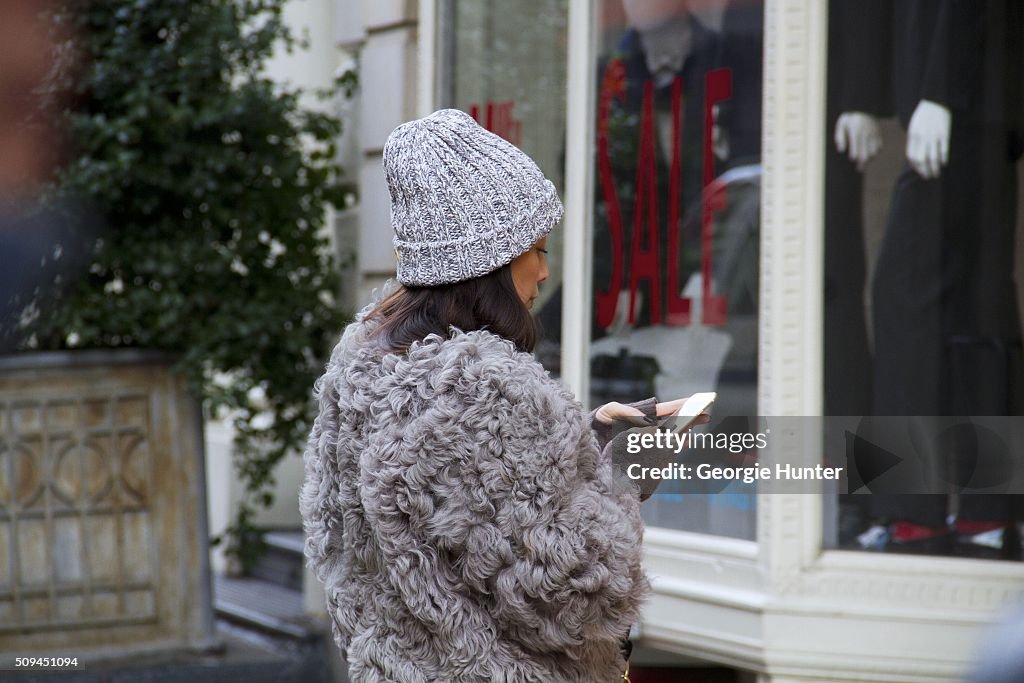 Street Style - Day 0 - New York Fashion Week: Women's Fall/Winter 2016