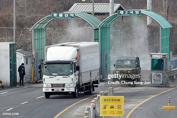 Vehicle arriving from the Kaesong joint industrial complex in North Korea at the inter-Korean transit office on February 11, 2016 in Paju, South...