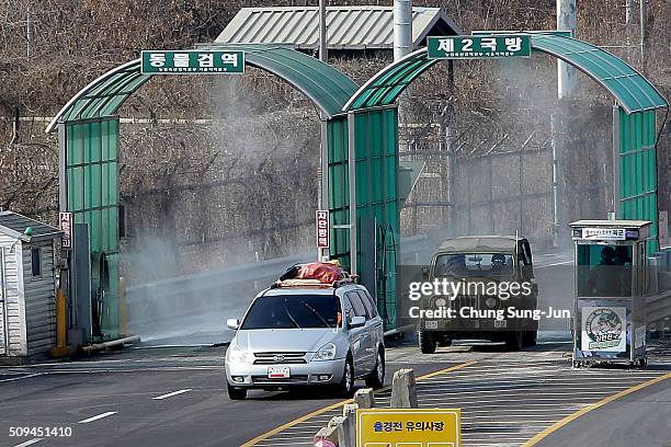 Vehicle arriving from the Kaesong joint industrial complex in North Korea at the inter-Korean transit office on February 11, 2016 in Paju, South...