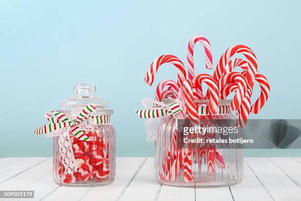 christmas candy jars - hartbonbon stock-fotos und bilder