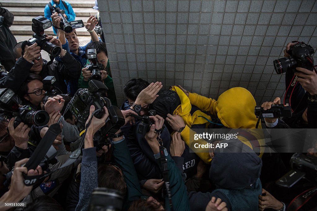 HONG KONG-PROTEST-POLICE