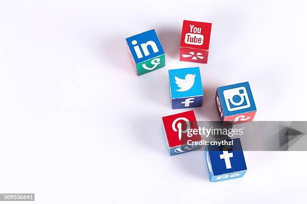 social media cubes - google social networking service stock pictures, royalty-free photos & images