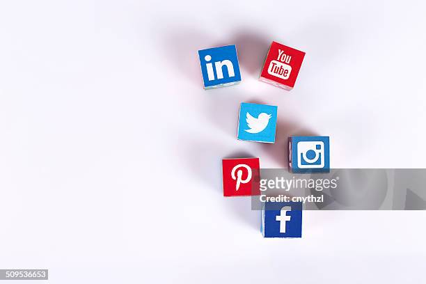 social media cubes - google social networking service stock pictures, royalty-free photos & images
