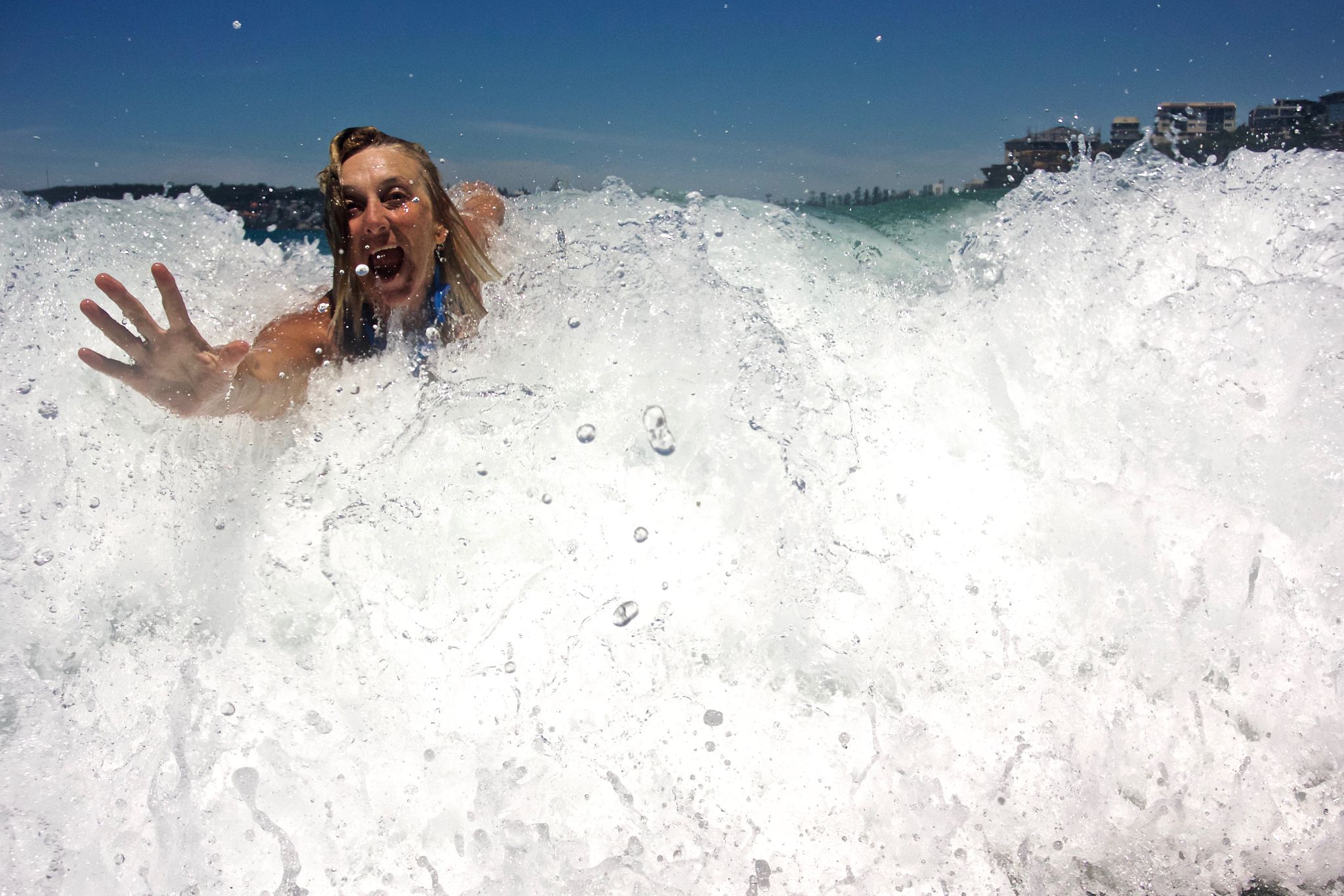 Mature woman body surfing Mature woman body surfing