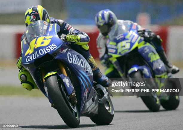 Motogp R6 2004 46 Valentino Rossi Catalunya 2004 Stock Photos, High-Res Pictures, and ...