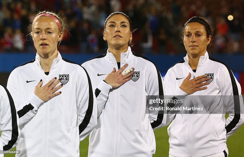 United States v Costa Rica: Group A - 2016 CONCACAF Women's Olympic Qualifying