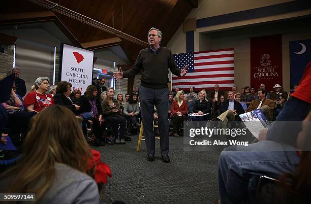 Republican presidential candidate Jeb Bush speaks during a campaign event February 11, 2016 in Sumter, South Carolina. After finishing 4th in New...